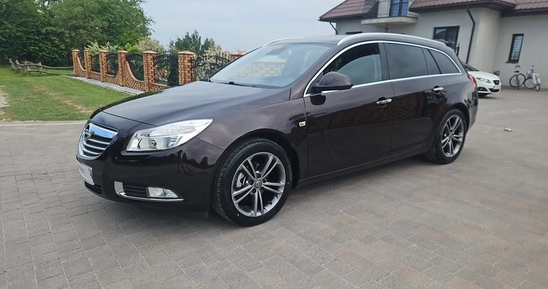 Opel Insignia cena 23900 przebieg: 212000, rok produkcji 2011 z Świeradów-Zdrój małe 232